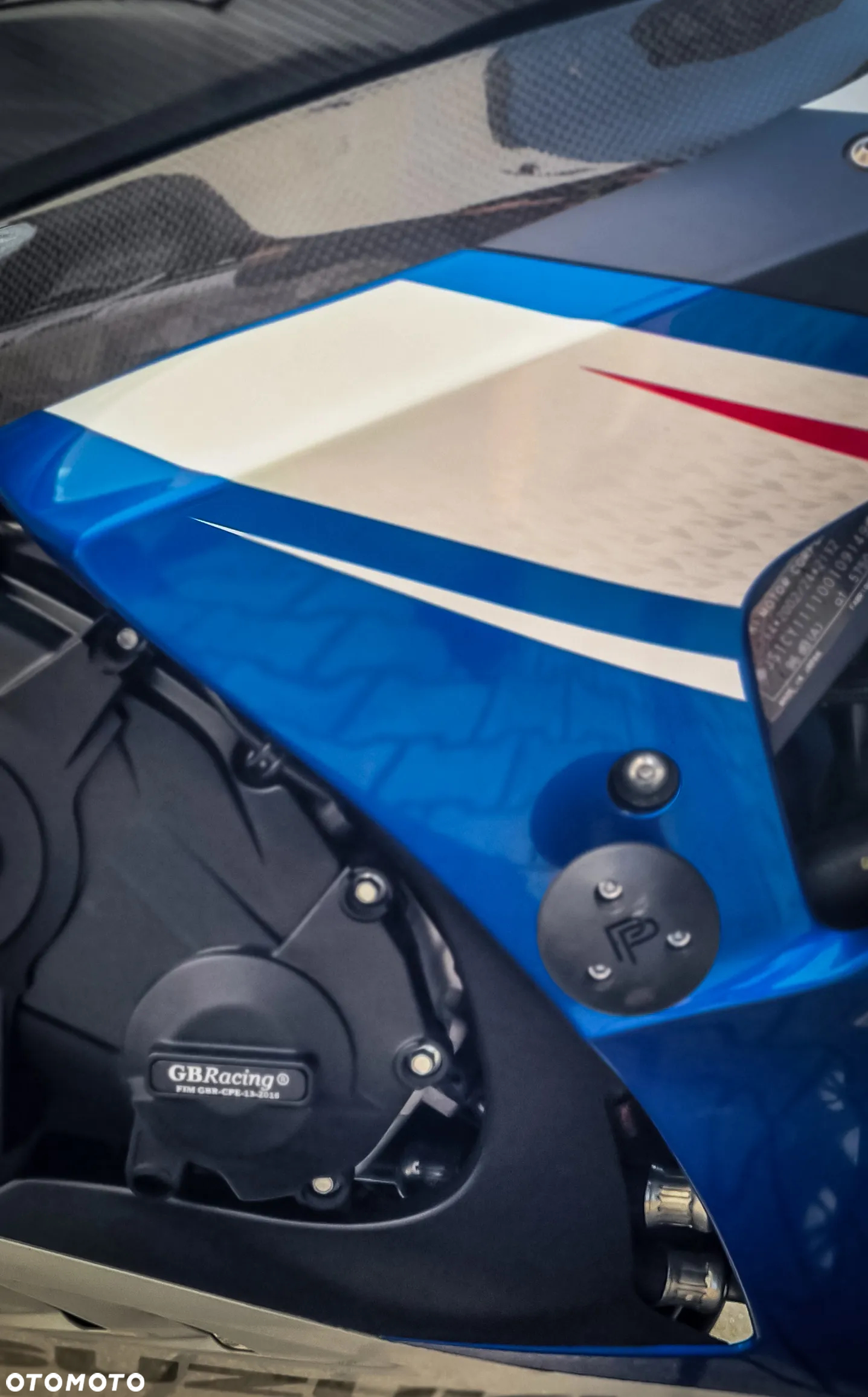 Suzuki GSX-R - 6