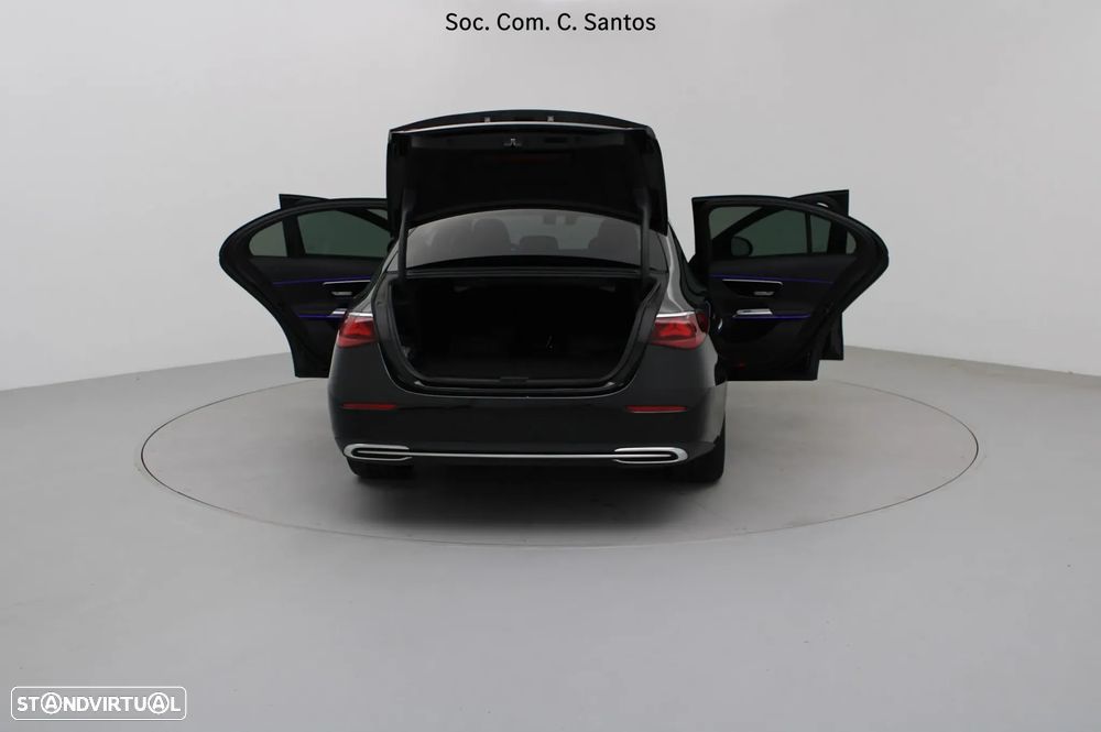 Mercedes-Benz E 300 e Avantgarde - 8