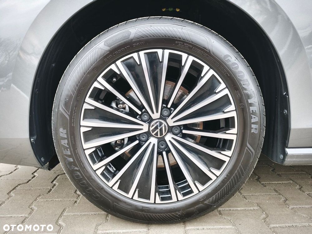 Volkswagen Passat - 39