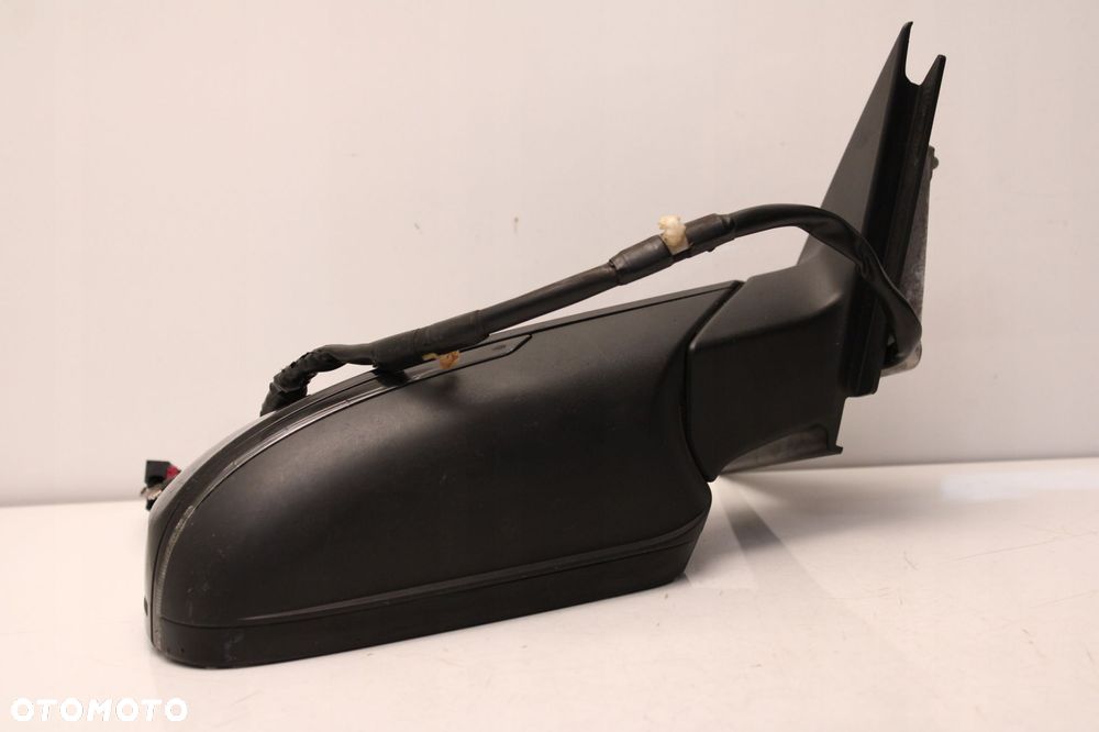 audi a3 8p lift 6 pin 08r- lusterko prawe zewnętrzne ly9b - 2