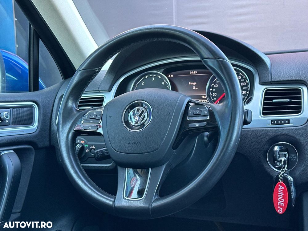 Volkswagen Touareg - 9