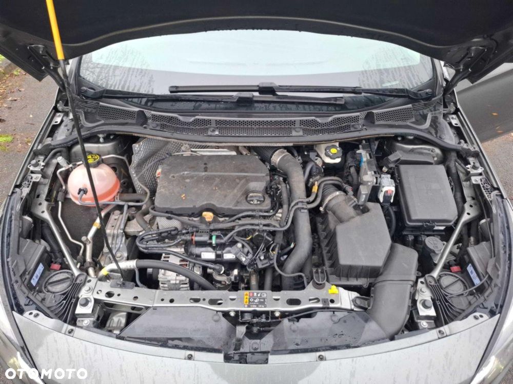 Opel Astra 1.2 T Elegance S&S - 5