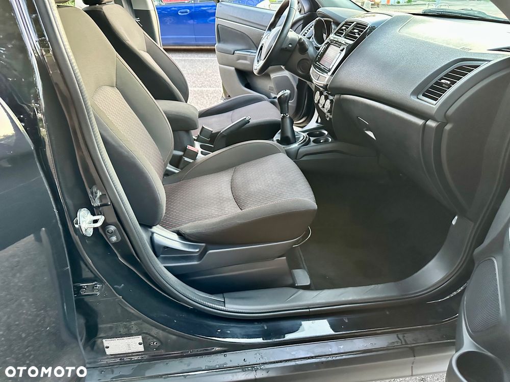 Mitsubishi ASX 1.6 Black Edition - 22