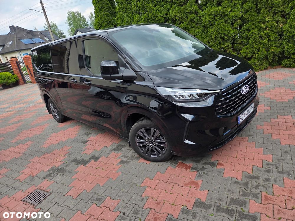 Ford Tourneo Custom - 9