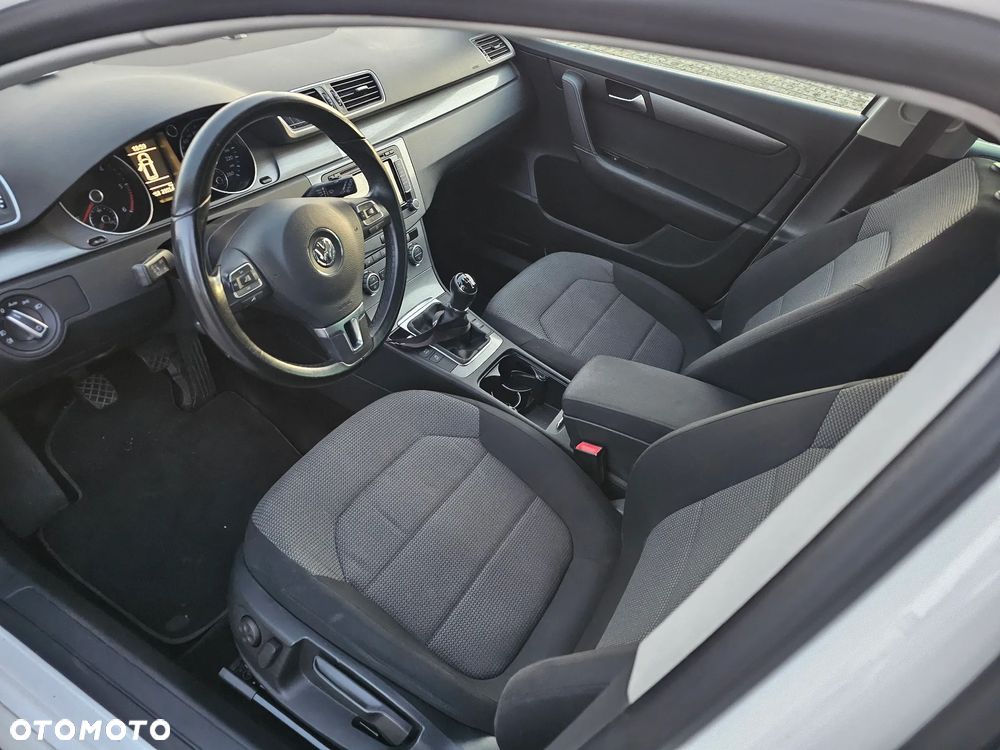 Volkswagen Passat Variant 2.0 TDI BlueMotion Technology Business Edition - 10