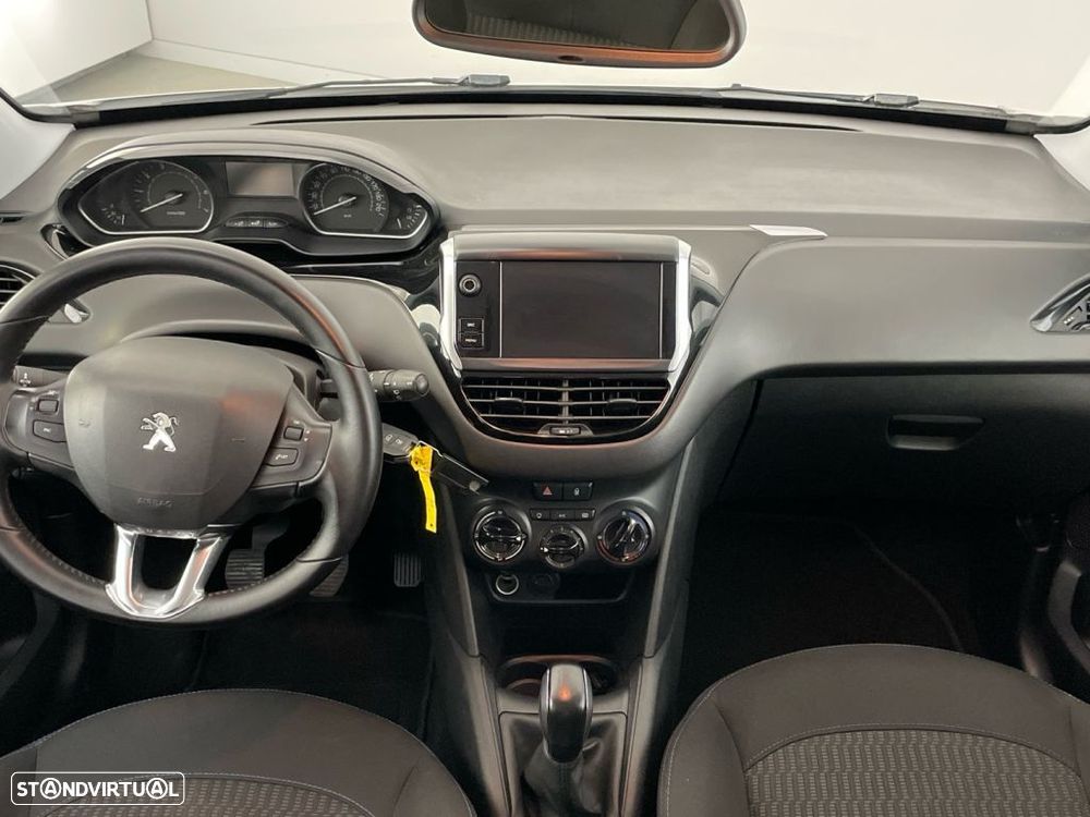 Peugeot 208 1.2 PureTech Allure - 10