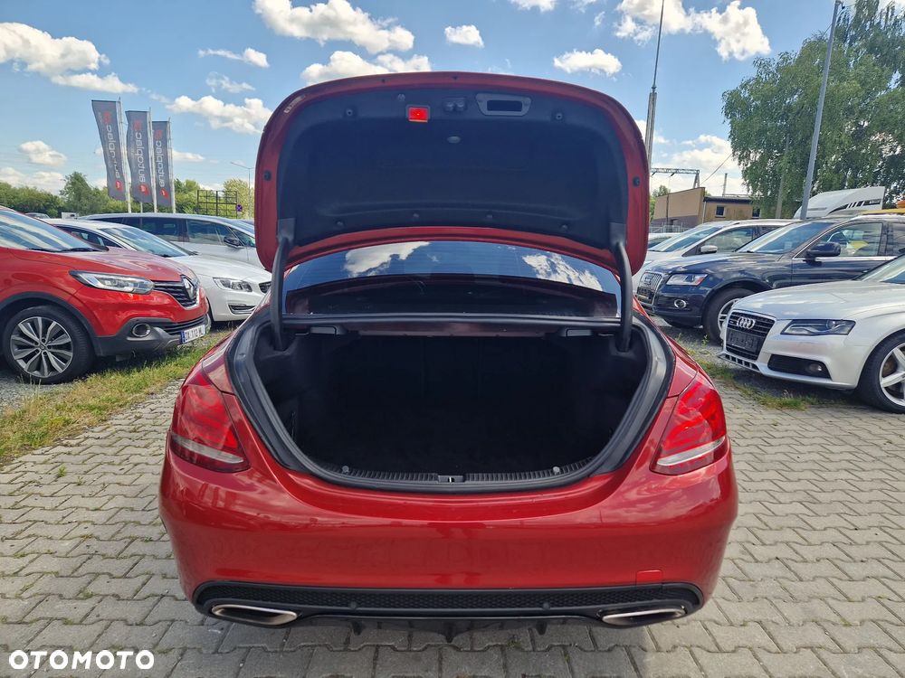 Mercedes-Benz Klasa C 300 T 9G-TRONIC AMG Line - 8