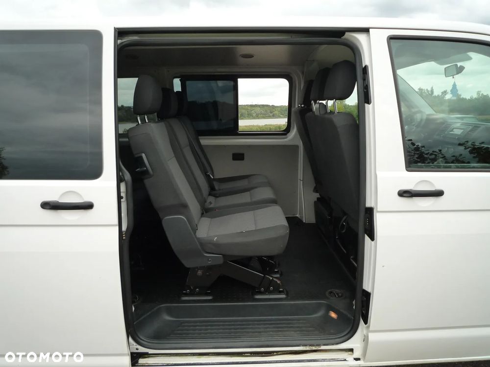 Volkswagen Transporter - 24