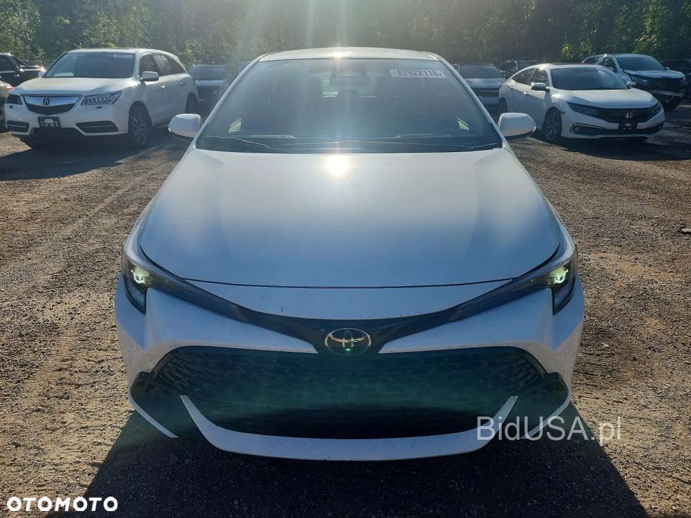 Toyota Corolla - 11