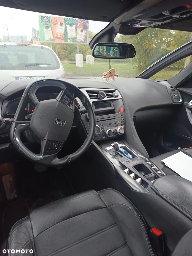 Citroën DS5 e-HDi 115 EGS6 SoChic - 6