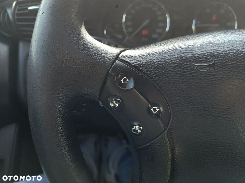 Mercedes-Benz Klasa C 200 CDI Classic - 23