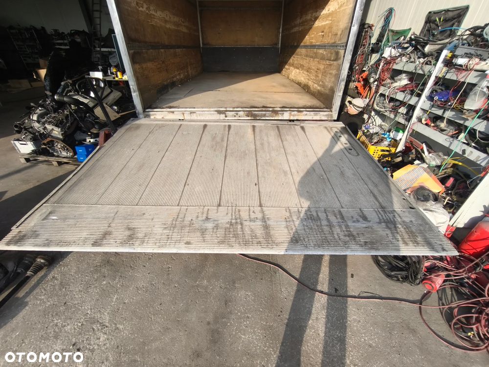 Winda załadunkowa Dhollandia Mercedes Sprinter w906 w907 - 2