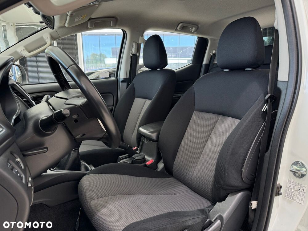 Mitsubishi L200 2.2 d DC Invite - 10