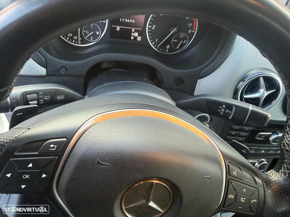 Mercedes-Benz B 180 CDI BlueEFFICIENCY Aut. - 24