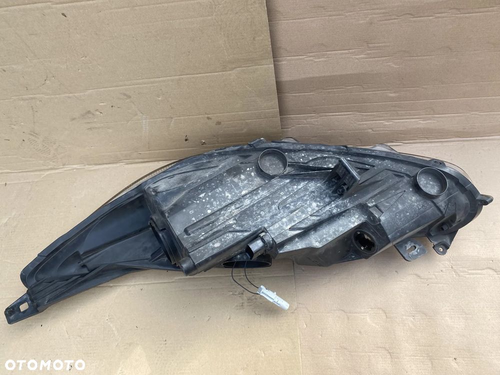 Lampa Ford Fiesta MK7 lift prawa OE - 5