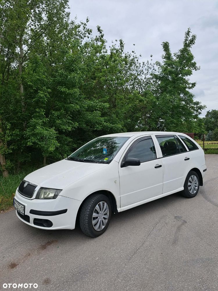 Skoda Fabia 1.4 16V Active - 10