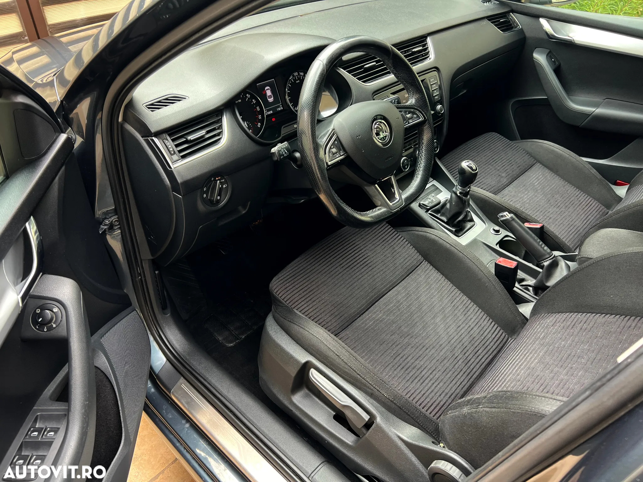 Skoda Octavia 1.6 TDI Ambition - 10