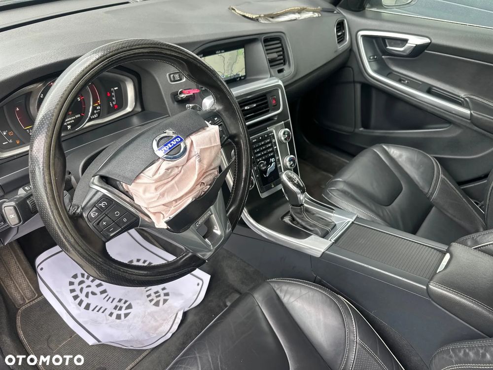 Volvo S60 - 16