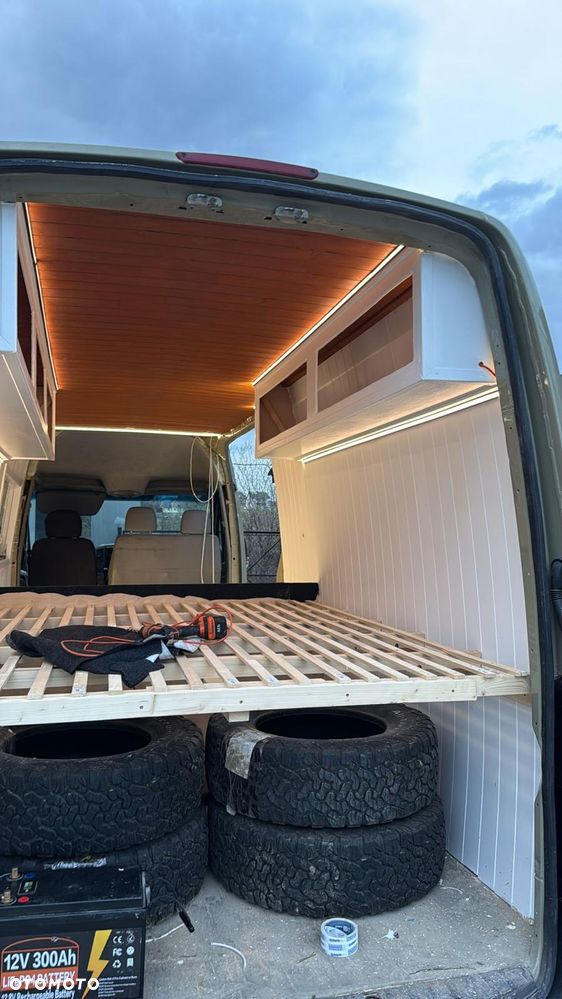 Volkswagen Crafter - 21