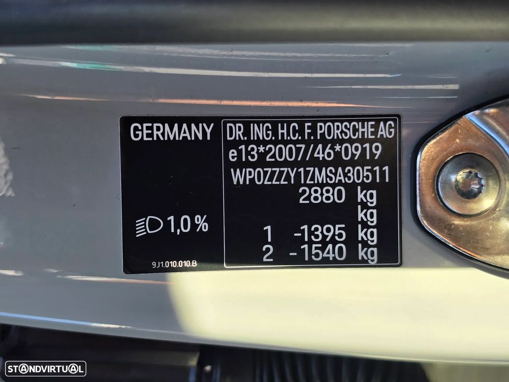 Porsche Taycan 4S - 39