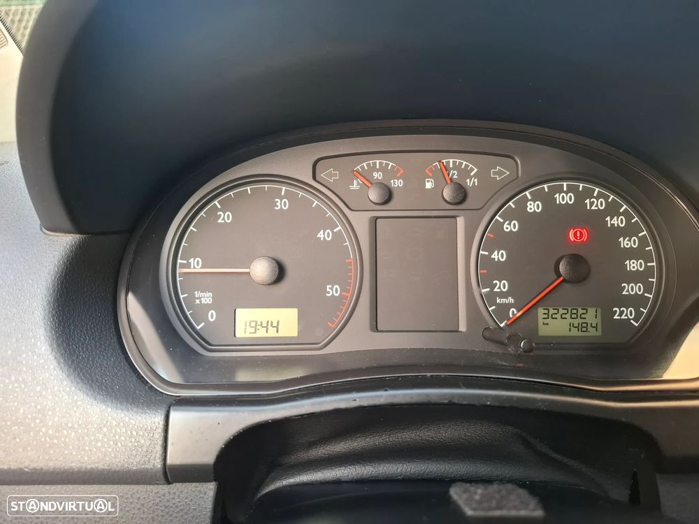 VW Polo 1.4 TDi Highline - 9