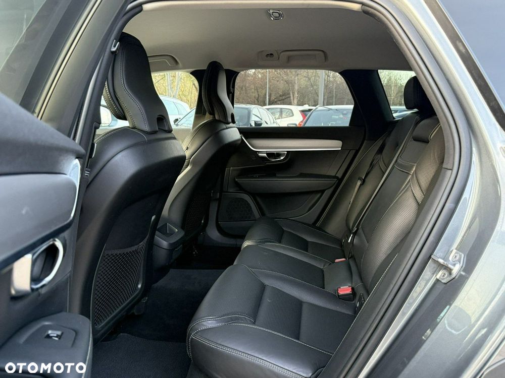Volvo V90 Cross Country D5 SCR AWD Pro - 18