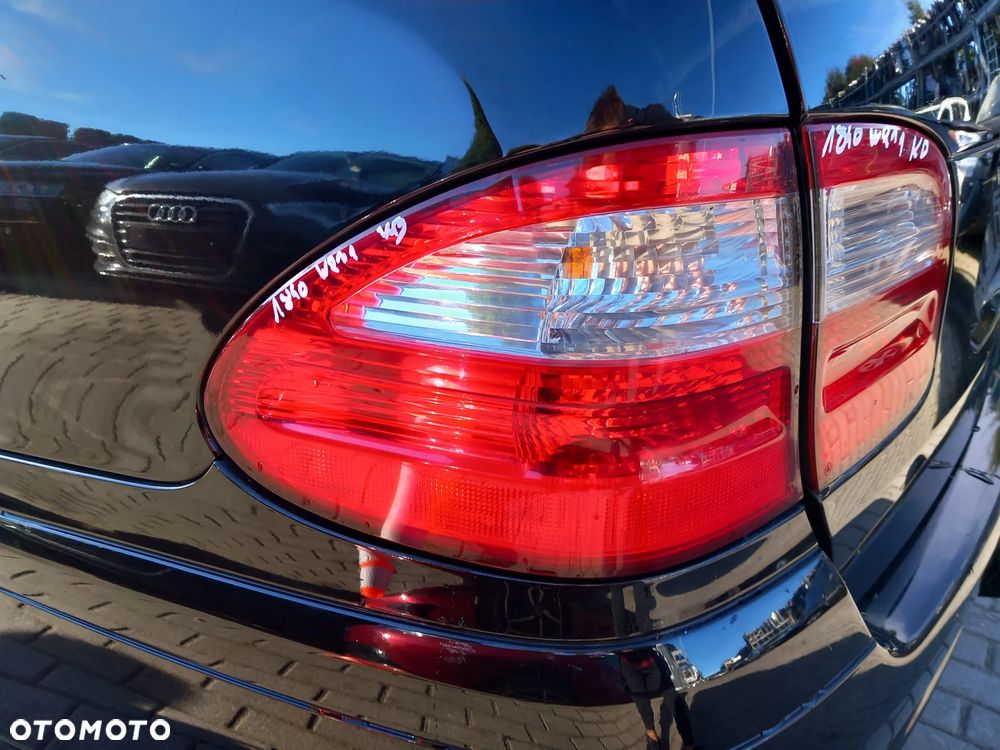 MERCEDES W211 LAMPA LEWA TYLNA LEWY TYŁ W BŁOTNIK KOMBI - 2
