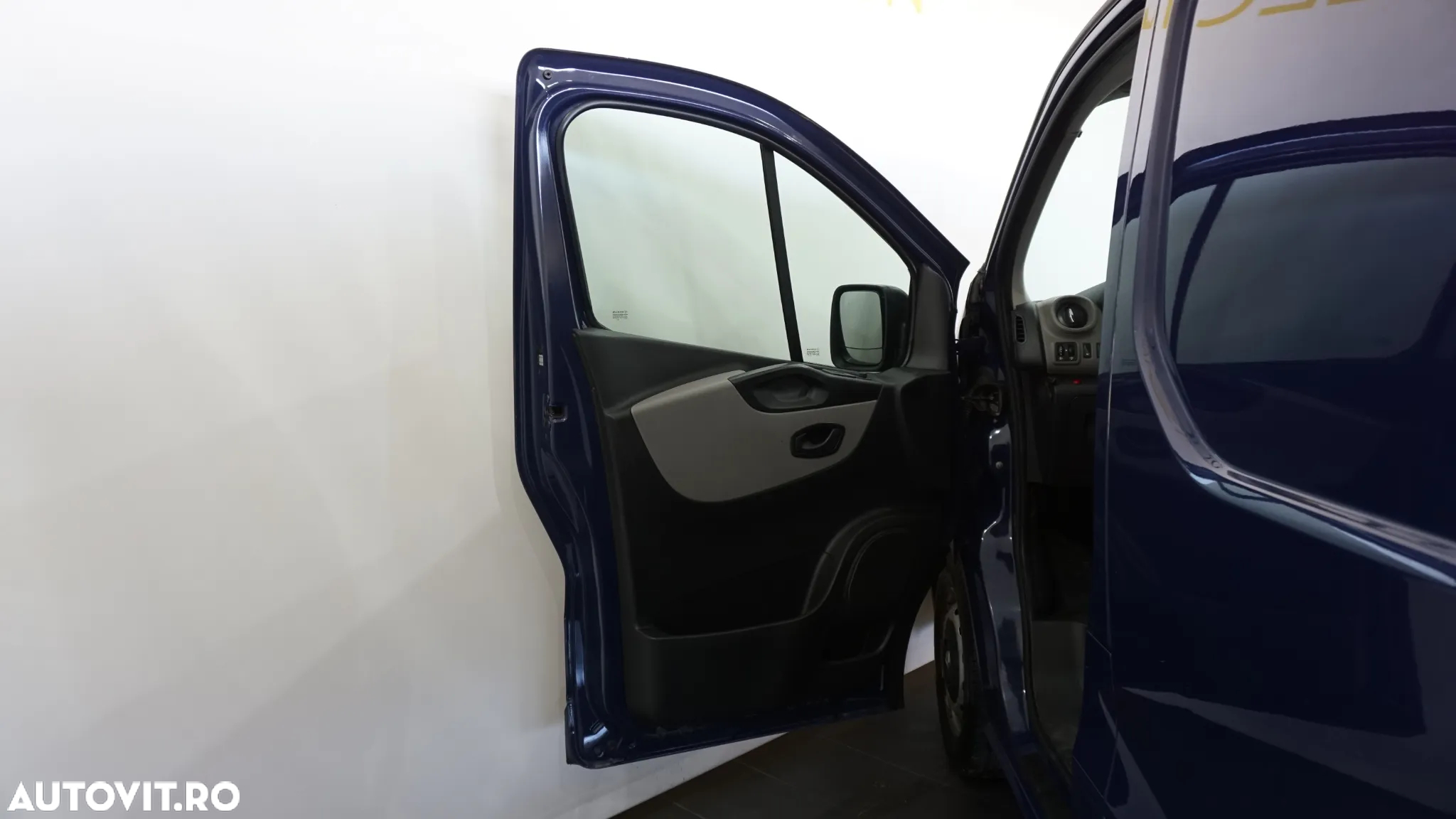Renault Trafic - 7