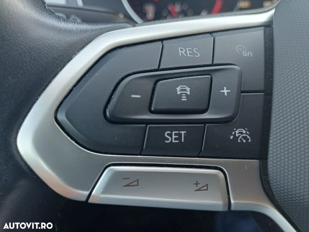 Volkswagen Passat - 15