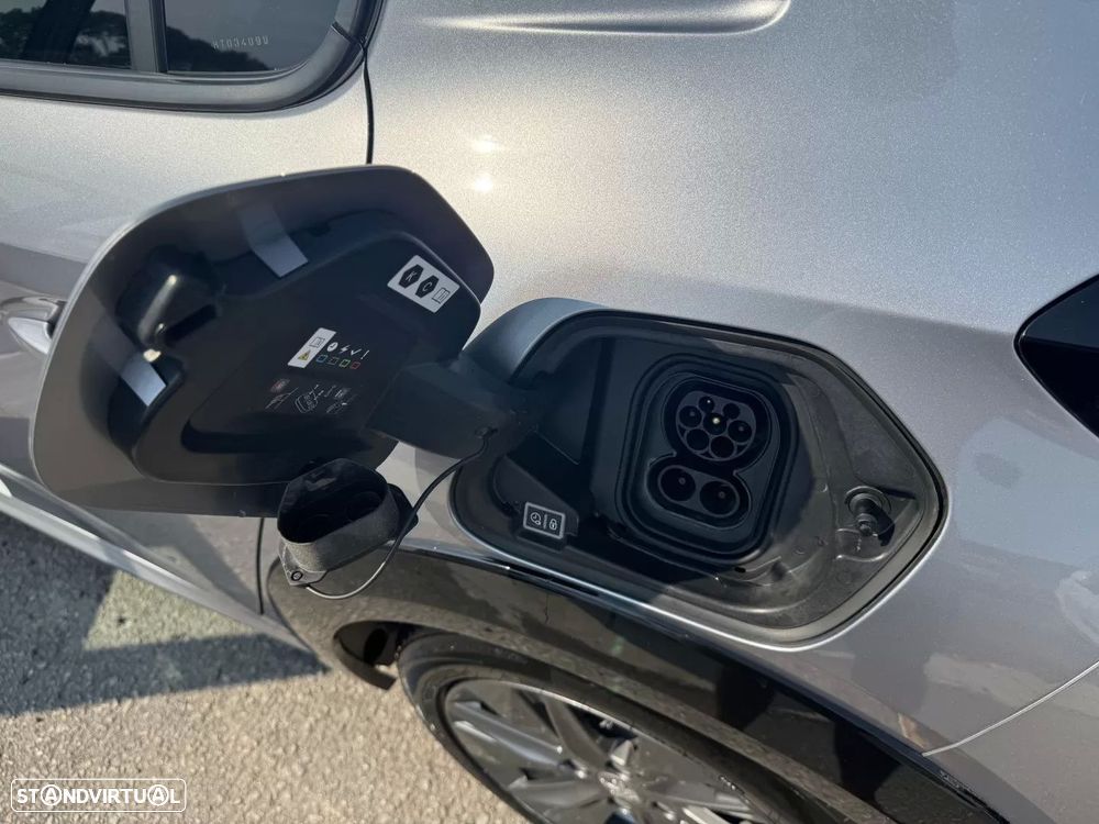Peugeot e-208 50 kWh Allure - 13