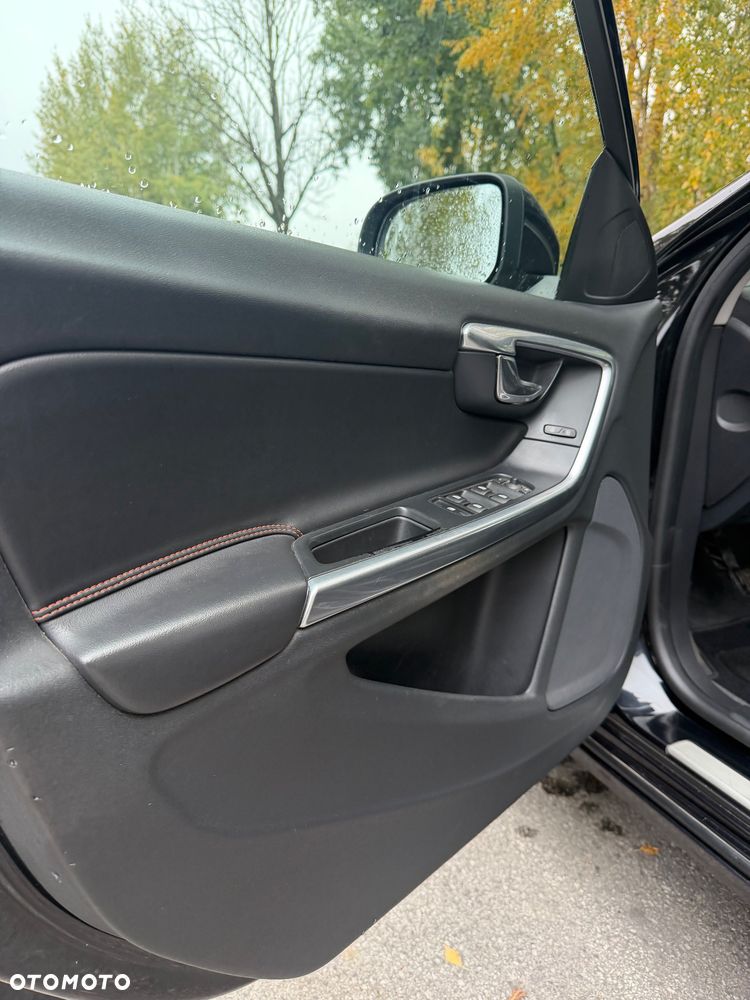 Volvo V60 - 14