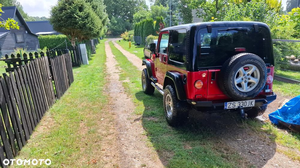Jeep Wrangler - 4