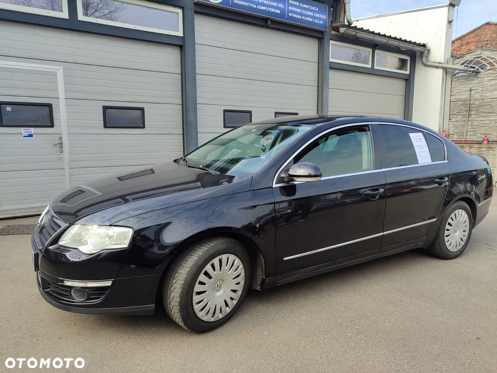 Volkswagen Passat 1.9 TDI Comfortline - 2