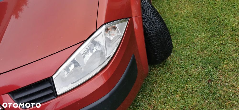 Renault Clio 1.2 Authentique - 8