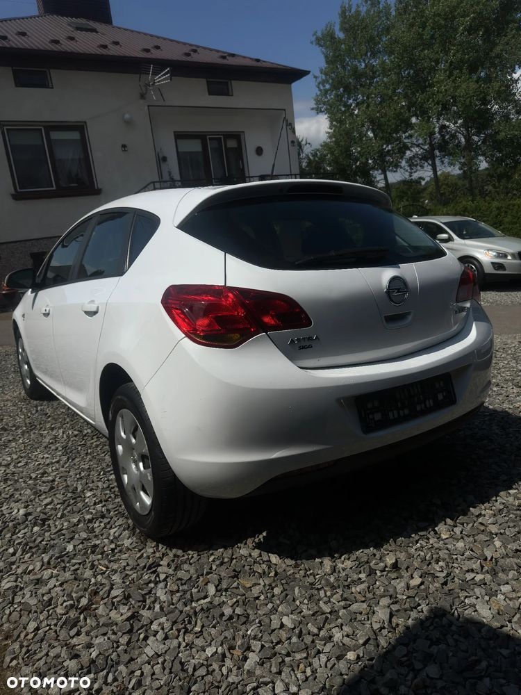 Opel Astra 1.4 ecoFLEX - 7