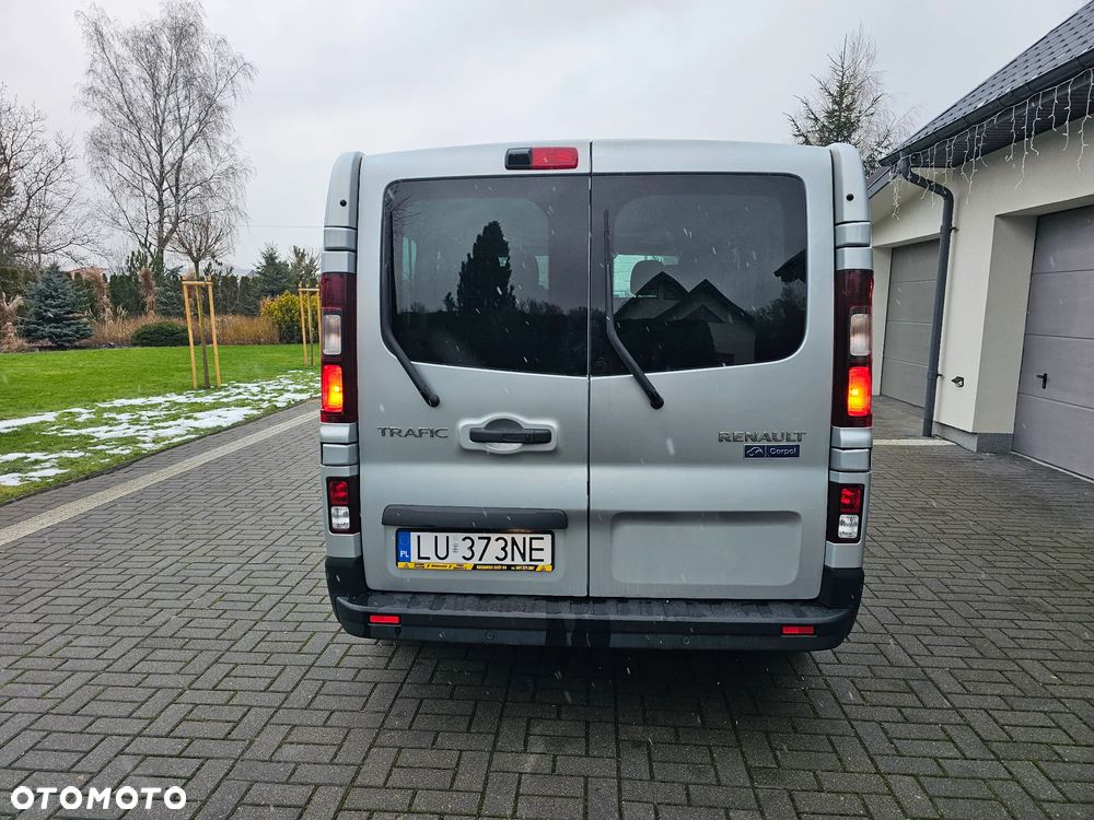 Renault Trafic 2.0 dCi - 5