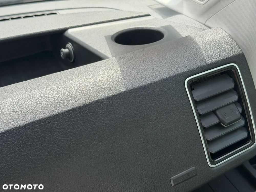 Volkswagen E-CRAFTER - 27