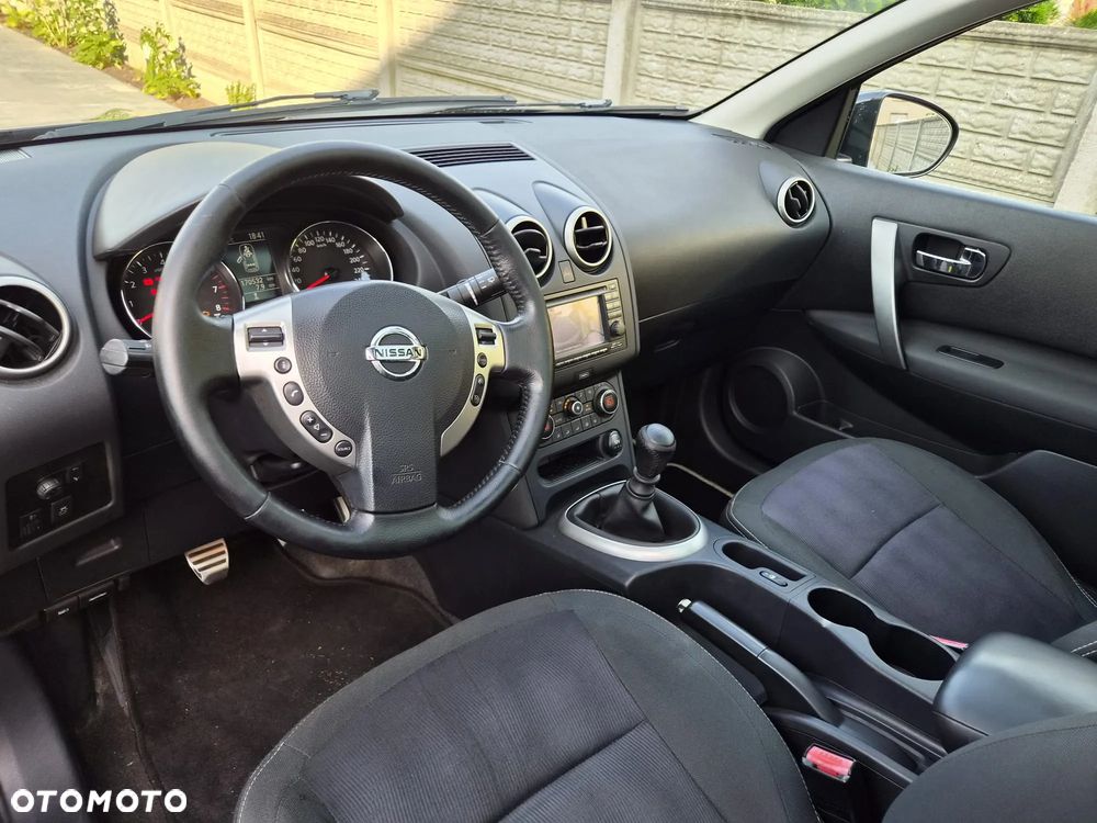 Nissan Qashqai 2.0 Tekna Premium - 24