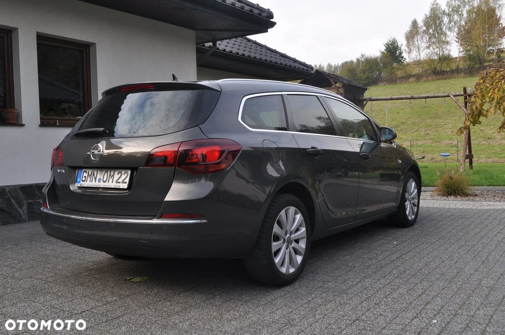 Opel Astra 1.4 Turbo Exklusiv - 14