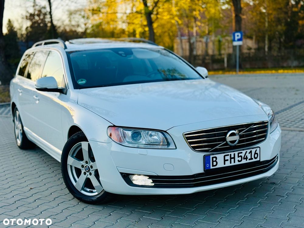 Volvo V70 D2 Momentum - 23