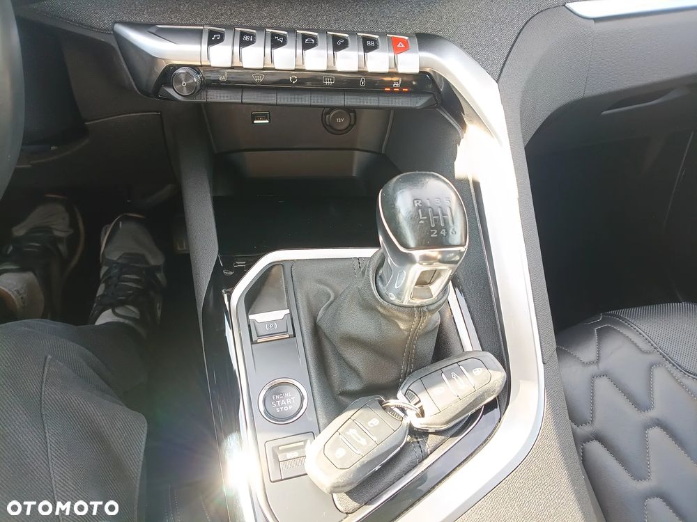 Peugeot 3008 BlueHDi 130 Stop & Start Allure Business-Paket - 15