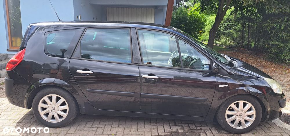 Renault Grand Scenic - 7