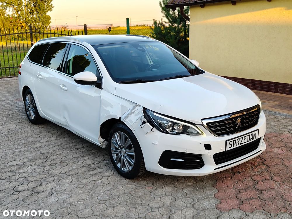 Peugeot 308 - 11