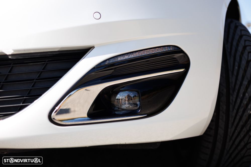 Peugeot 308 SW 1.2 PureTech GT Line - 23