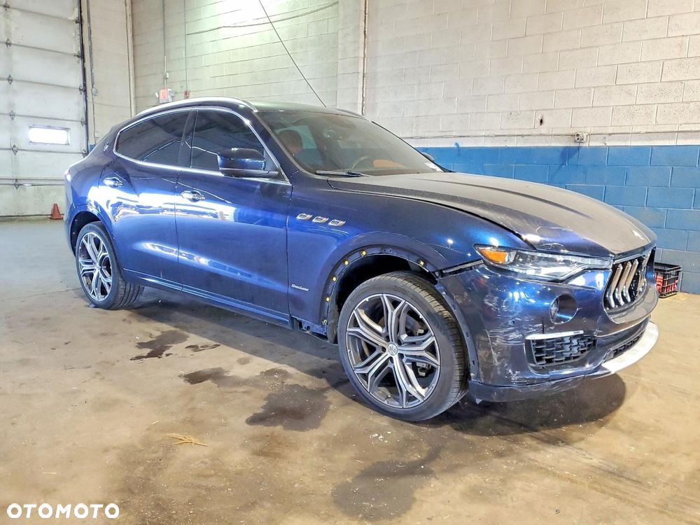 Maserati Levante - 2