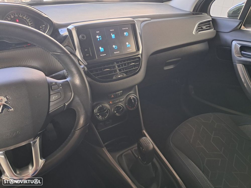 Peugeot 2008 1.2 PureTech Allure - 10