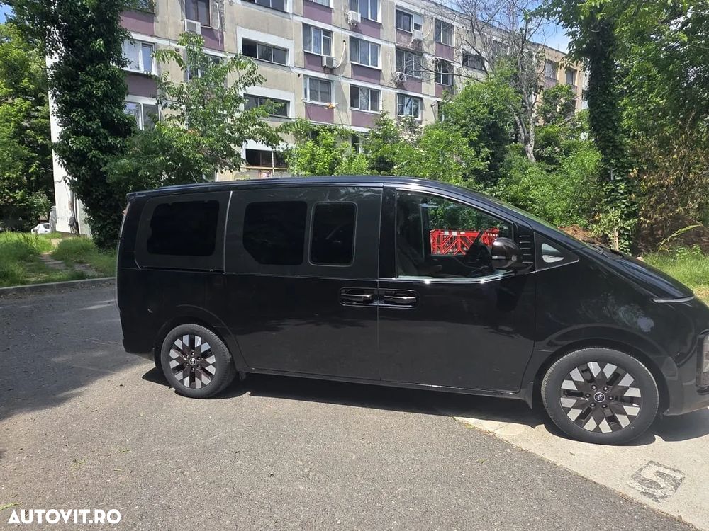 Hyundai Staria 2.2 CRDi Allrad Signature - 18