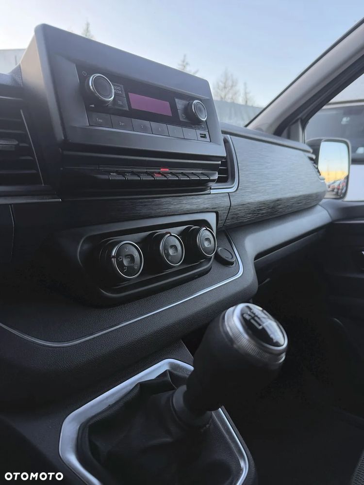 Renault Trafic - 9