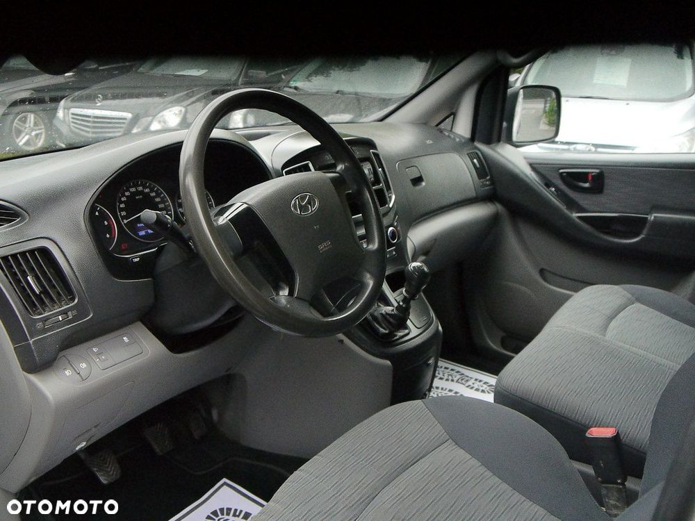 Hyundai H-1 - 19