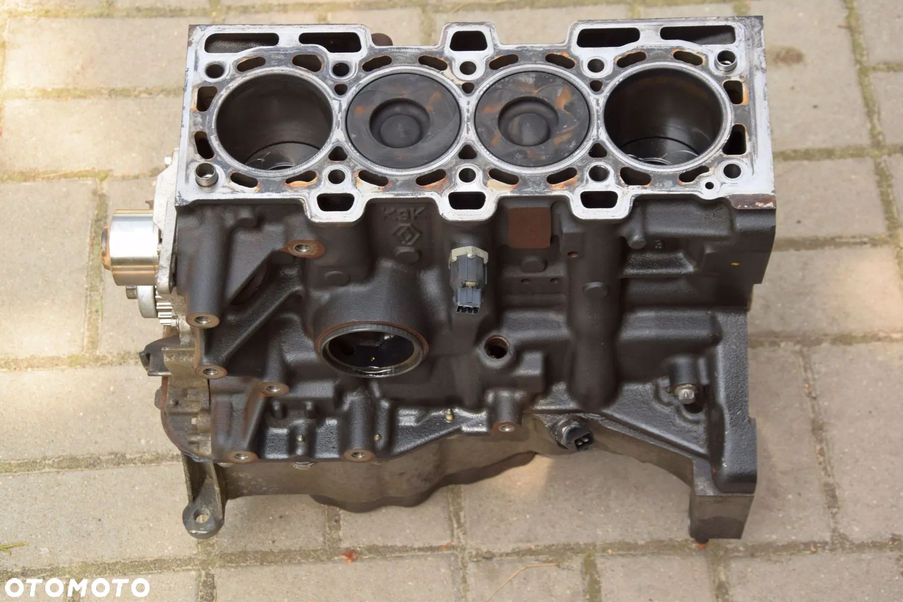 Renault Dół blok Silnika 1.5 DCI K9K Blok Wał Tłoki  89.000km Rozrusznik z przodu - 1